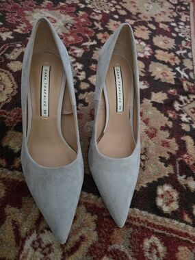 Zara Gray Pointed-Toe Pumps